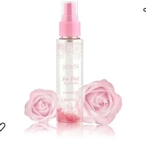 Rose petal dewy face mist